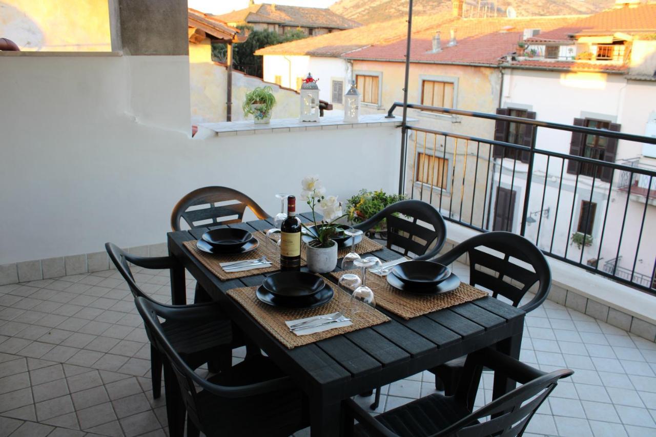 Apartmán La Terrazza Sul Corso Giulianello Exteriér fotografie