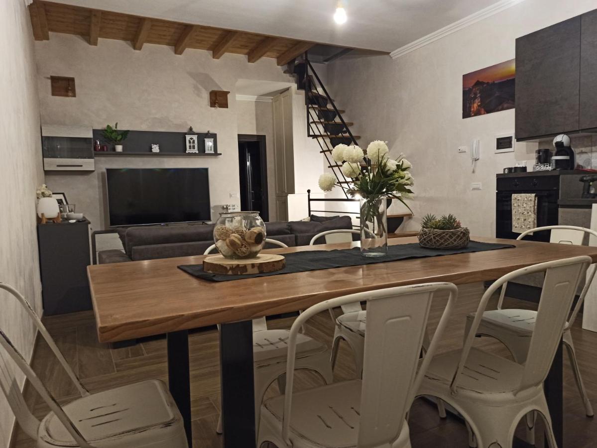Apartmán La Terrazza Sul Corso Giulianello Exteriér fotografie